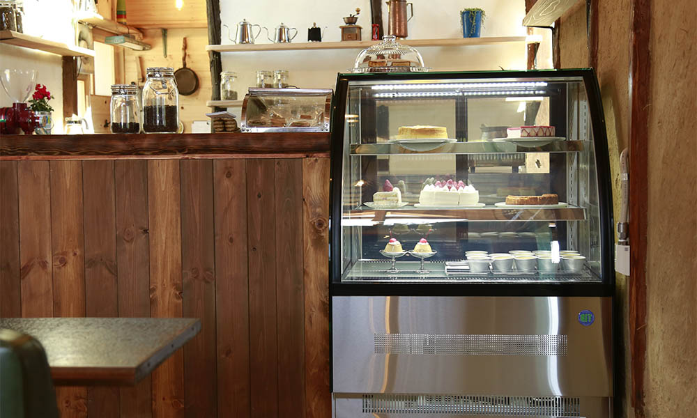 sweets_img01.jpg?1752723131408